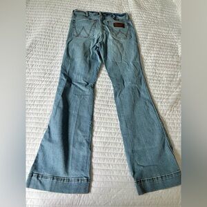 Women’s wrangler jeans 30x34
